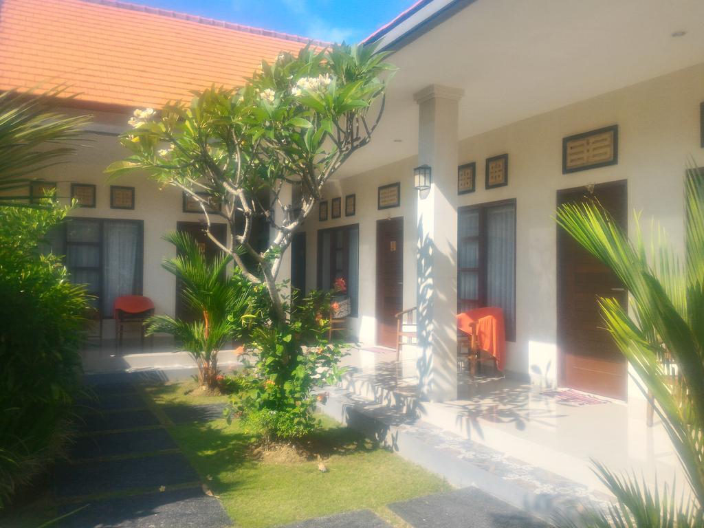 Purnama Guesthouse Canggu Екстериор снимка