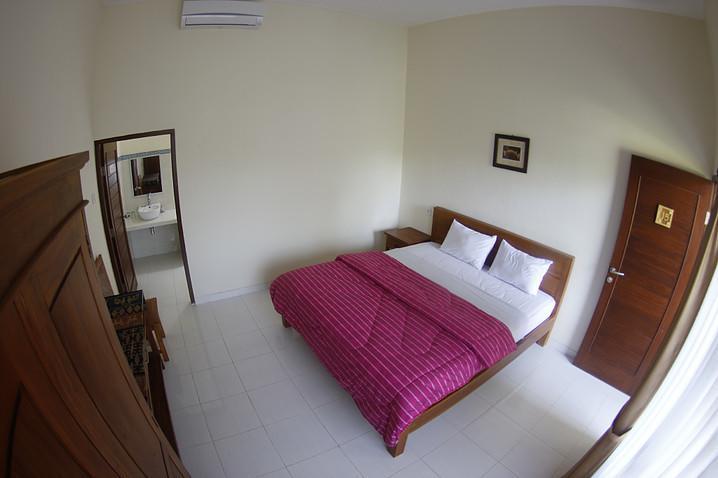Purnama Guesthouse Canggu Екстериор снимка