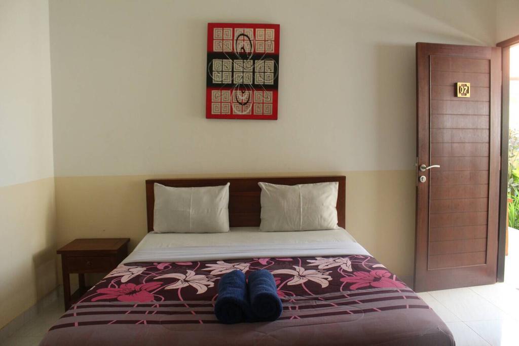 Purnama Guesthouse Canggu Екстериор снимка