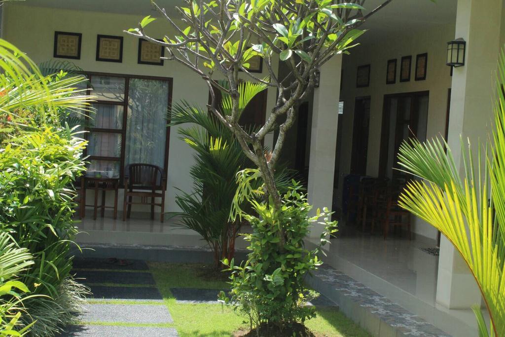 Purnama Guesthouse Canggu Екстериор снимка